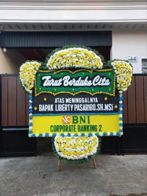 Papan Bunga Duka di Warnasari