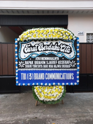 Papan Bunga Duka di Warnasari